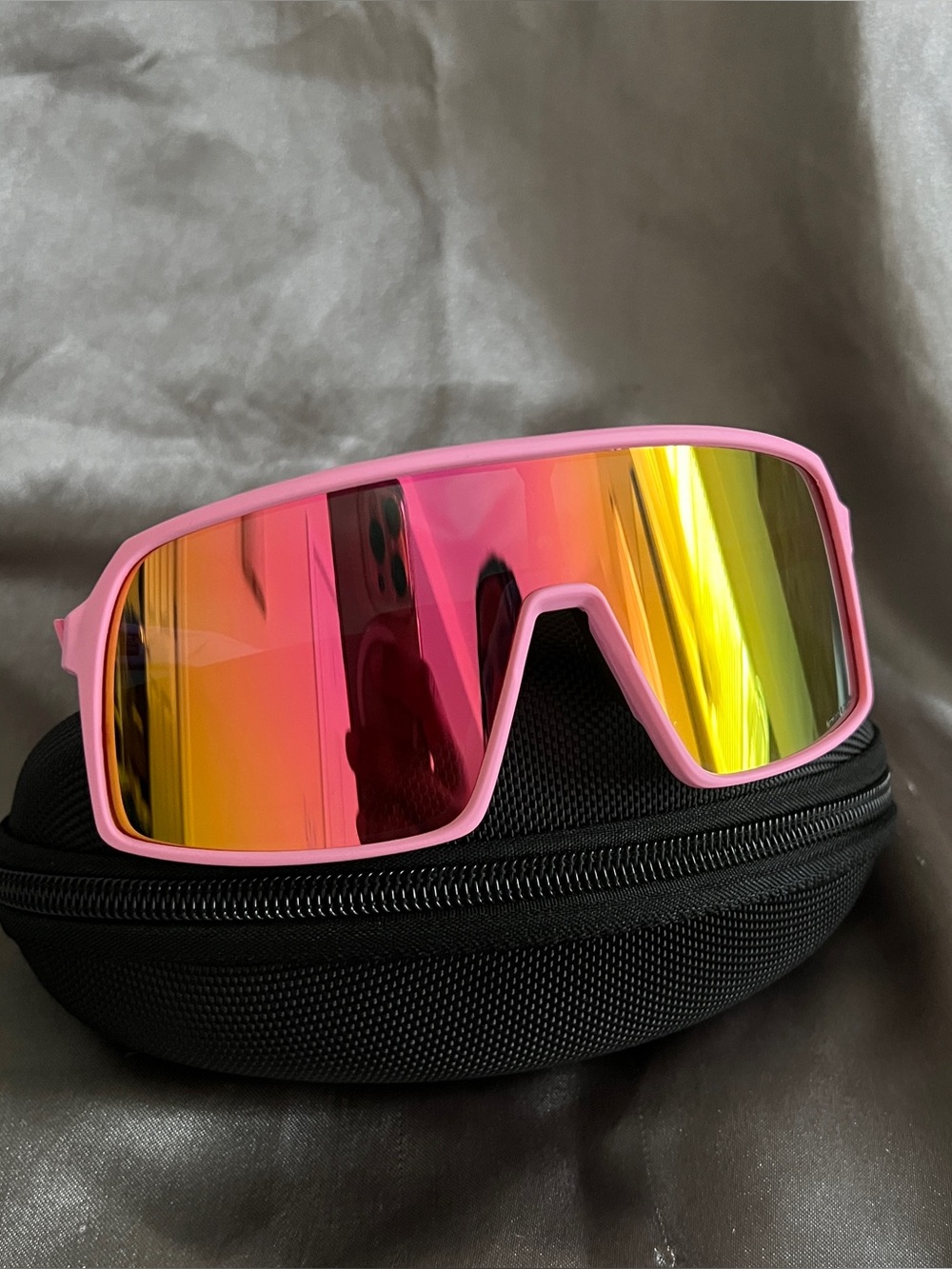 Oakley Pink Frame Sunglasses with Gold-Green Prizm Lens